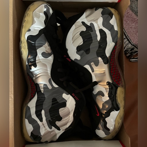 Nike Foamposite Fighter Jet - Picture 1 of 5